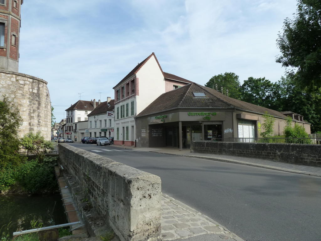 Gite Les Iris Villa Crecy-la-Chapelle Ruang foto